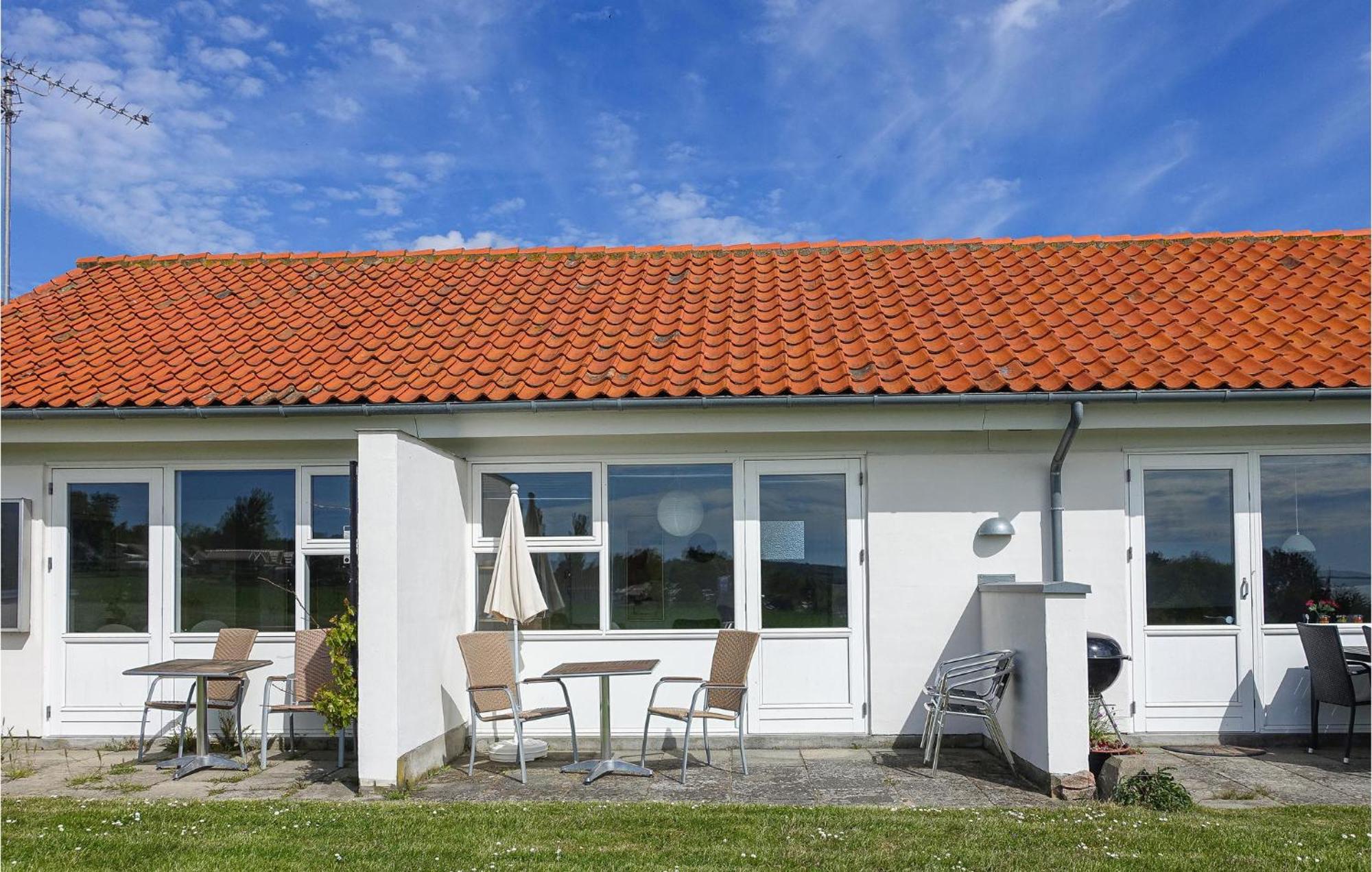 Nice Apartment In Allinge With House Sea View Buitenkant foto